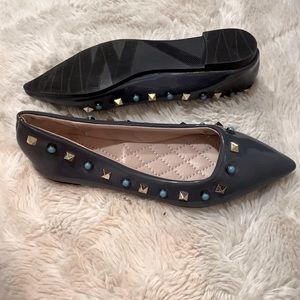 Gray Studded Rubber Flats! Size 6 (Barely worn)